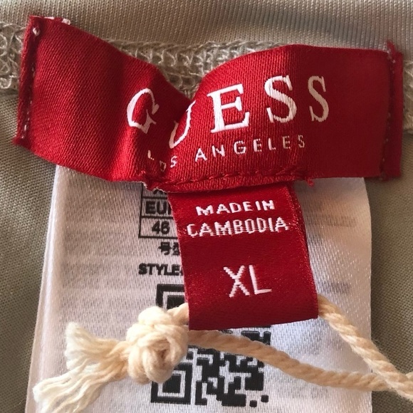 Guess / NWT/ Women's Green Xolani Logo Biker Shorts/ XL and L - Picture 7 of 8